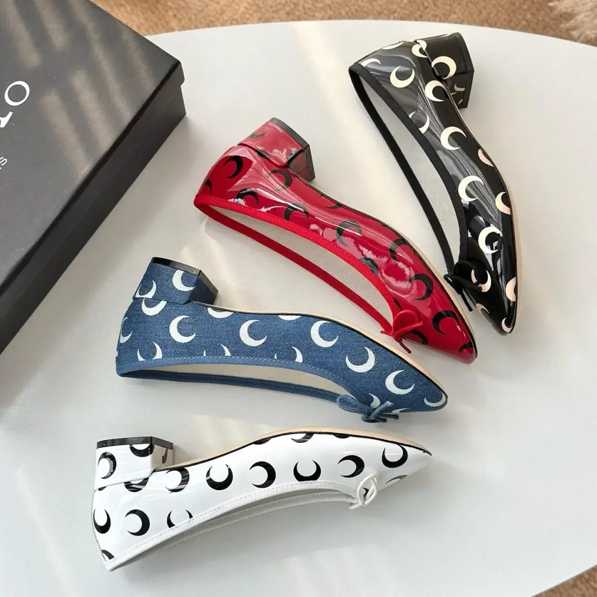 Moon Print Round Toe Ballet Fl - огляд і ціна Ballet Flat Women