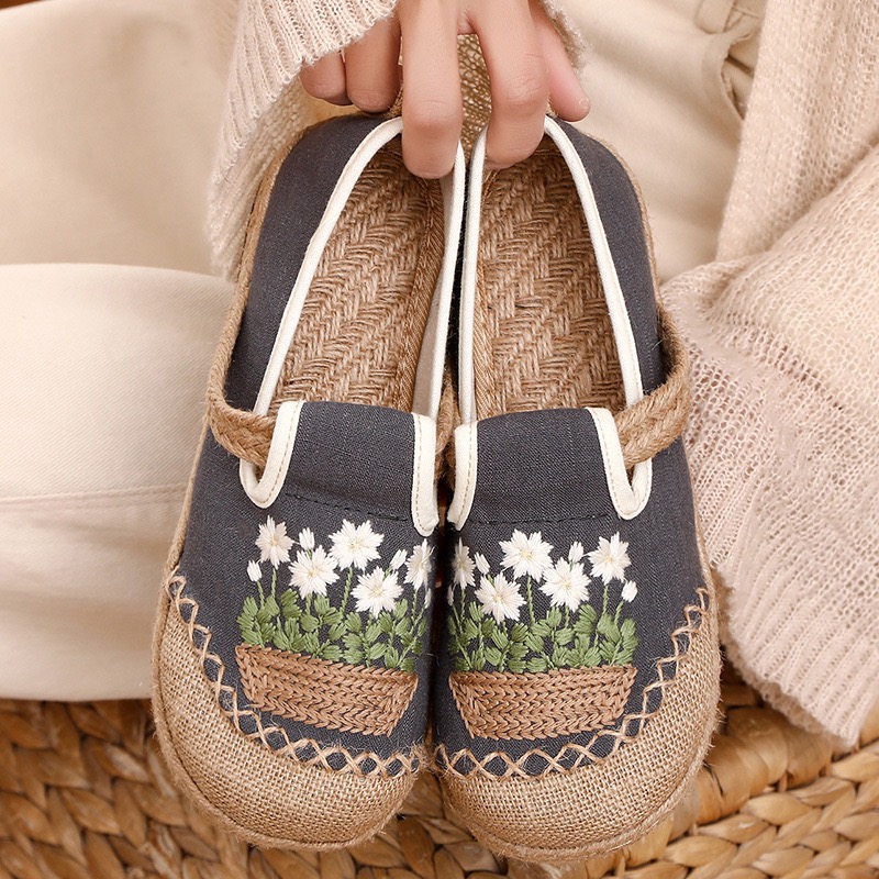Veowalk Flowers Embroidered Wo - огляд і ціна Women'S Shoes Vegan